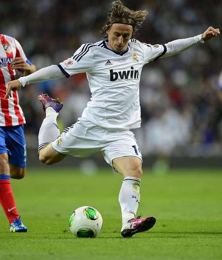 王洪泽这样的年轻人要多留在场上 不能过快犯规限制手脚