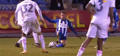 卢克·肖对曼联为其办300场仪式感到尴尬，不确定是否必要